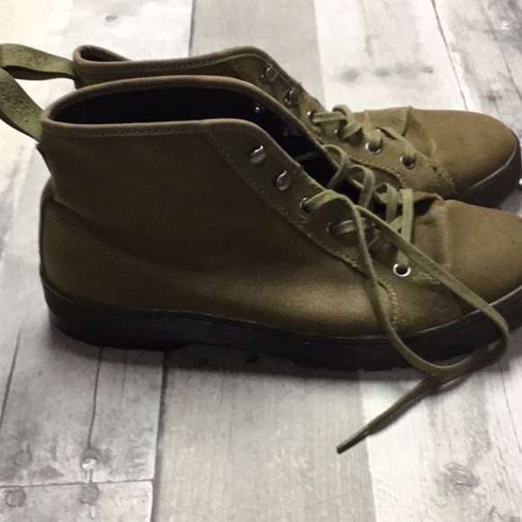 Dr Martens Coburg Unsex Boots - Picture 5 of 7